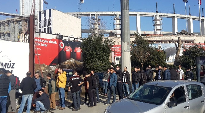 Beşiktaş taraftarı bilet kuyruğunda