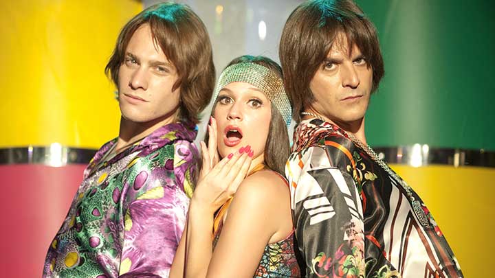 Farah Zeynep Abdullah'a 40 peruk 100 kostüm