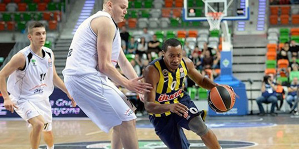 Fenerbahçe Ülker Turow Zgorzelec'i rahat geçti