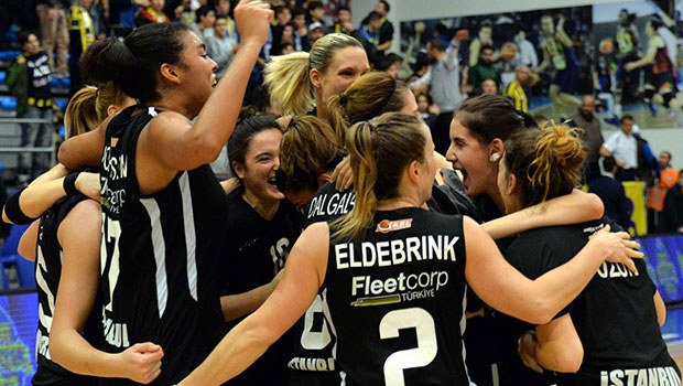 Beşiktaş Fenerbahçe'yi 5.5 yıl sonra yendi