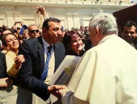 Papa'nın yanında istediği sürpriz BDP'li