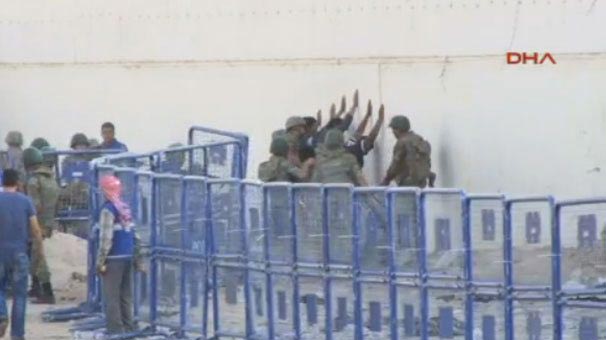 Mehmetçik, IŞİD mensubu o teröristleri böyle yakaladı