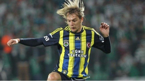 Fenerbahçe'de iki ayrılık birden