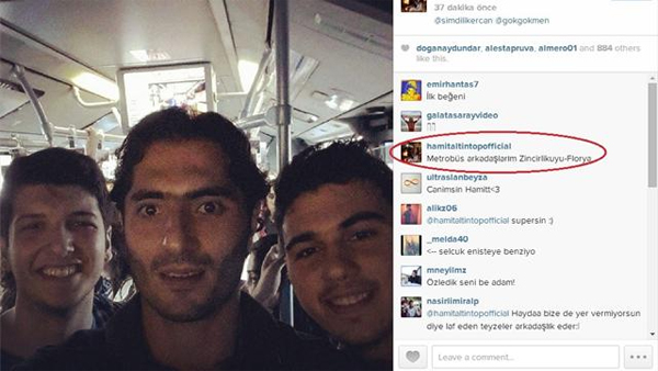 Yıldız futbolcudan metrobüs selfie'si