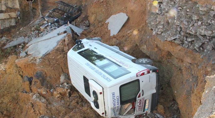 Üsküdar'da AVM inşaatında göçük
