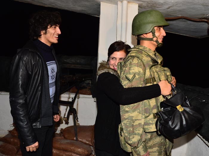 Nöbetteki asker neye uğradığına şaşırdı, 'Hayal bile edemezdim'