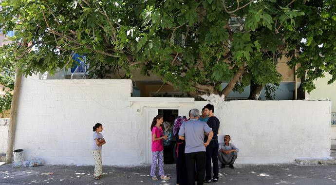 Evin zemini çöktü! 6 yaralı