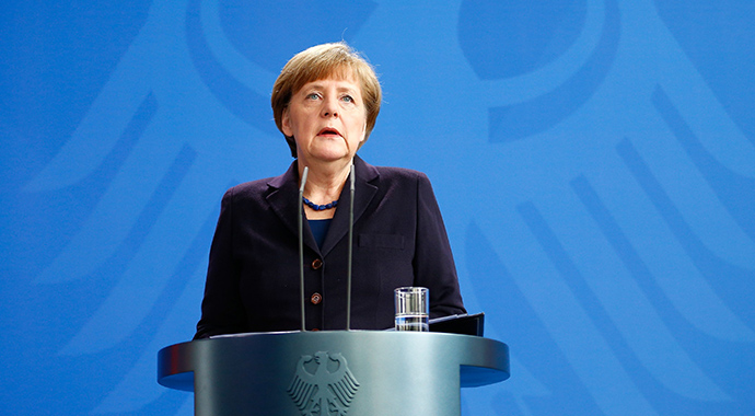 Fransa'da uçak kazası: 150 kişi hayatını kaybetti