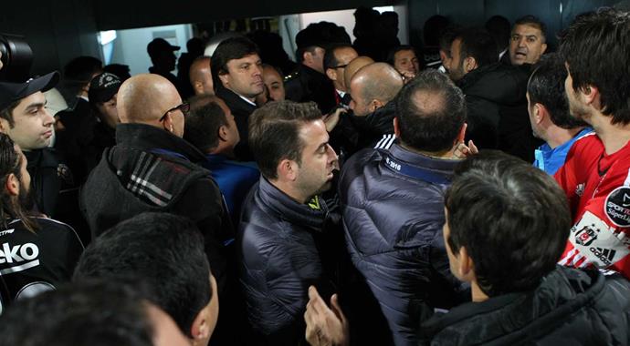 Bursaspor-Beşiktaş maçı sonu gerginlik