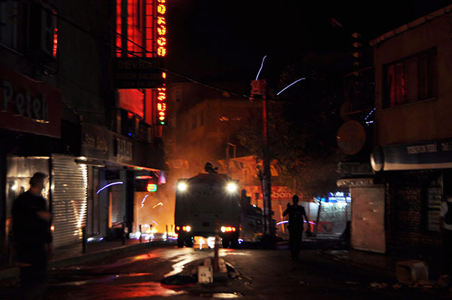 Okmeydanı'da olaylı gece