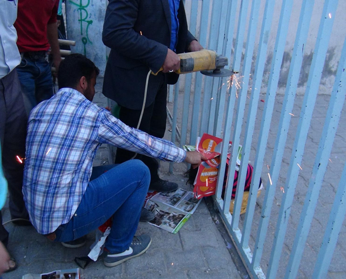 Mahalleli 3 yaşındaki kızın çığlıklarına koştu!