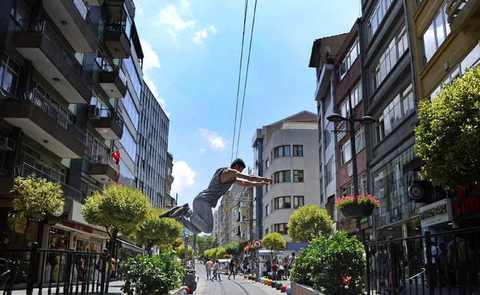 Bunlar da  Türk işi örümcek adamlar