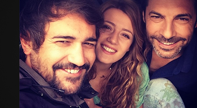 Gizem Karaca selfie çılgını çıktı
