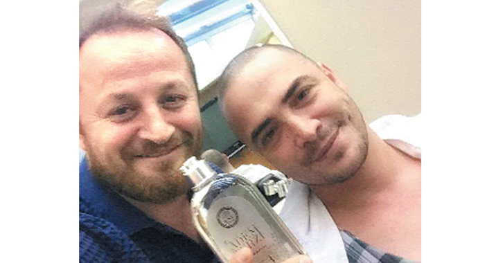 Ahmet Kural imaj yeniledi