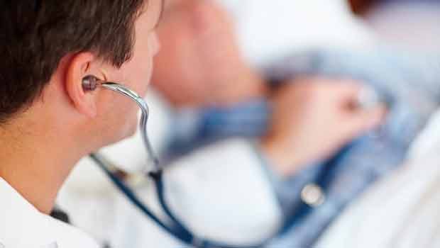 Öğretim üyesi doktorlar 'Muayenehane' açamayacak!
