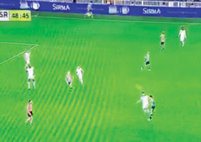 Fener'in çıldırdığı pozisyon!