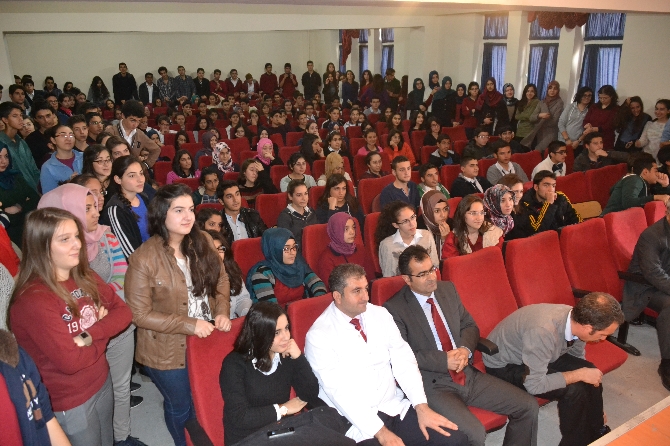 Hababam Sınıfı, öğrencilerle buluştu