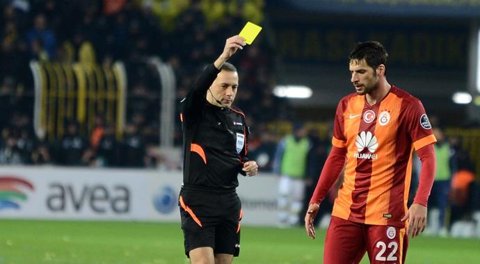 Aslan'dan Kadıköy'de iki fire