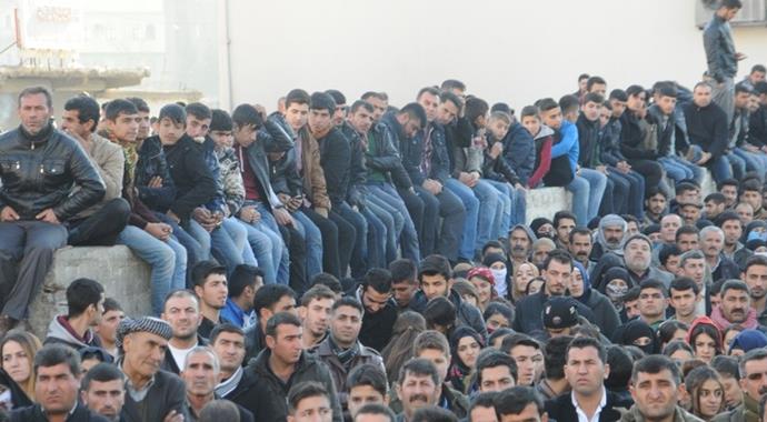Hatip Dicle, Cizrelilere Öcalan'ın mesajını iletti