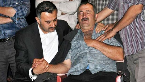 Tek oğlu şehit düşen babanın feryadı...