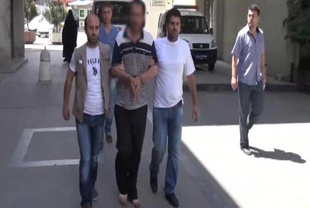 Türk bayrağını indirmeye çalışan Ali Uçkun tutuklandı