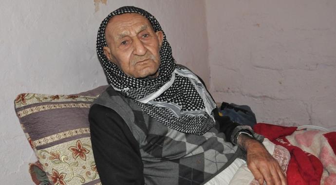 120'lik dede görenleri hayrete düşürüyor