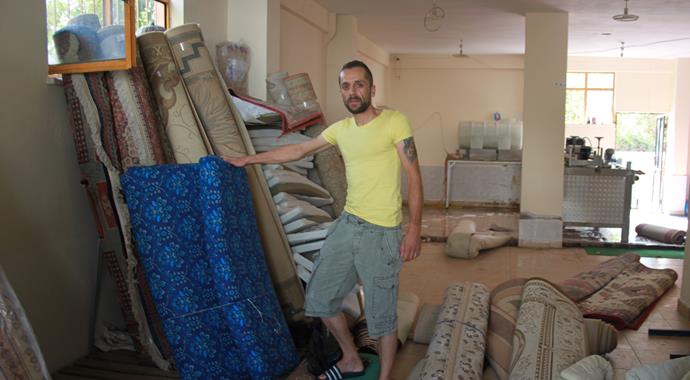 Kürt kökenli esnaftan teröre örnek tepki