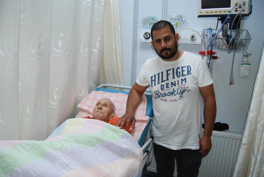 Adile Naşit'in eşi Cemal İnce hayatını kaybetti!