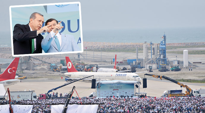 Denize inşaaa edilen ilk havalimanını Erdoğan ve Davutoğlu birlikte açtı