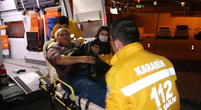 Babasını hastanelik etti