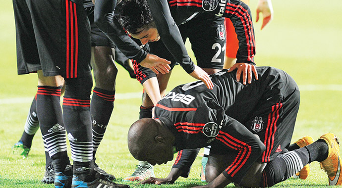 Beşiktaş'ı sırtlayan Senegalli yıldızın son kurbanı Başakşehir oldu!