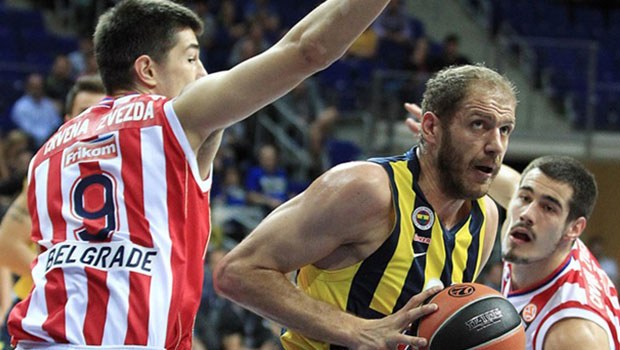 Fenerbahçeli Luka Zoric'in Porsche'si çalındı
