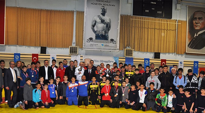 İBB'nin Başakşehir aslanları şampiyon oldu