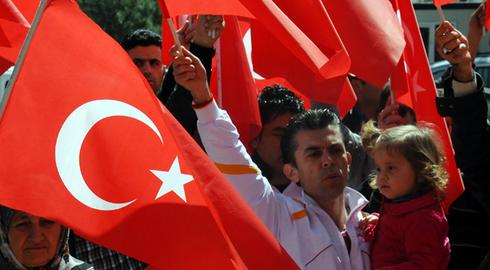 'İhanet' kayıtları vatandaşı sokağa döktü