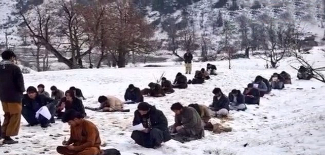 Kabil'deki üniversiteye giriş sınavı dünya gündeminde