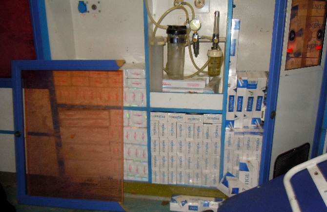 Ambulansta büyük skandal, hasta yerine bakın ne taşıdı