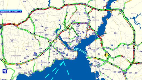İstanbul'da bayram trafiği gece de sürüyor