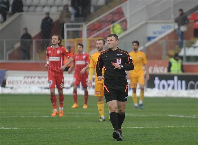 İlker Meral'in en zor maçı