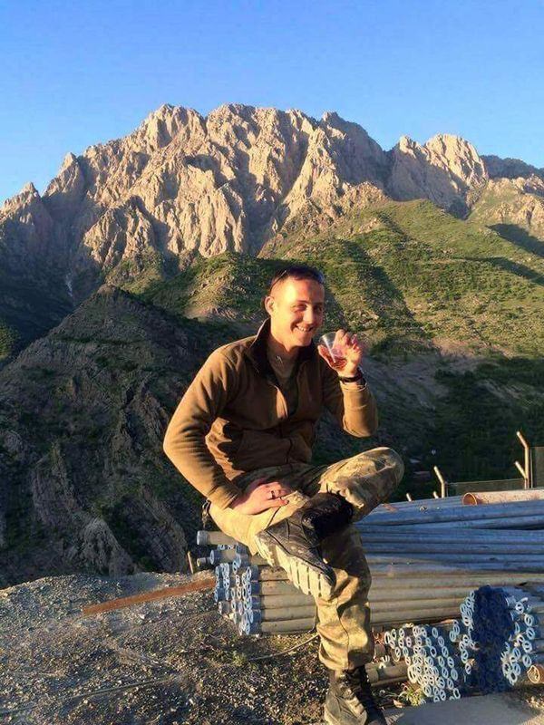 Şehitlerin arkadaşları acılarını böyle paylaştı