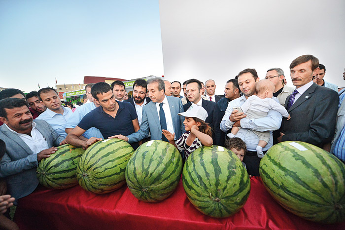 Mehdi Eker: Türkçe'yi okulda öğrendim