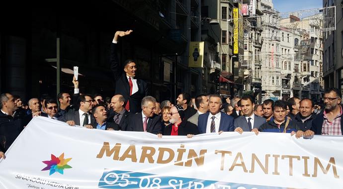 Mardin'in Eyfel Kulesi'ne İstiklal'de yoğun ilgi