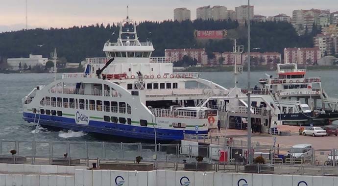 İstanbul'da kar yağışı devam ediyor İstanbul'da okullar tatil mi?