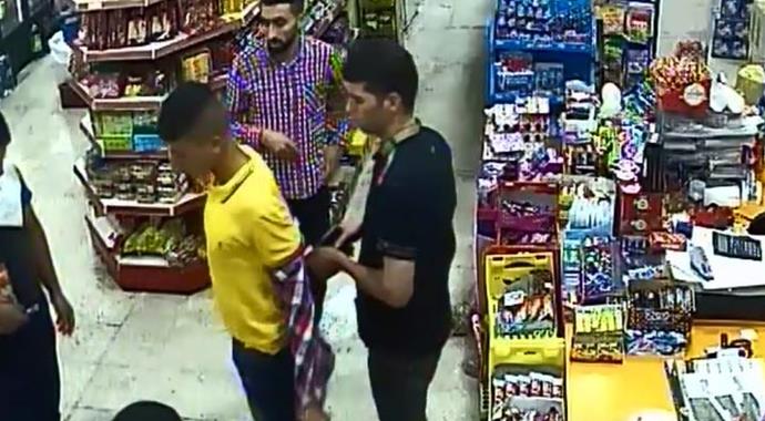 Polise bomba attı, bakın ne yaparken yakalandı