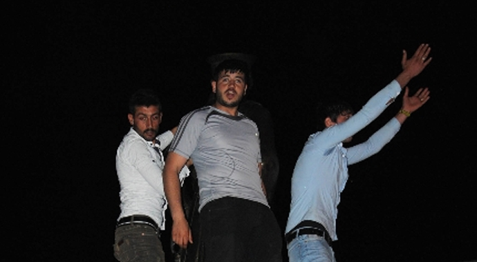Mustafa Ceceli konserinde olay!