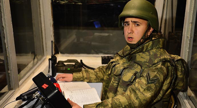Nöbetteki asker neye uğradığına şaşırdı, 'Hayal bile edemezdim'