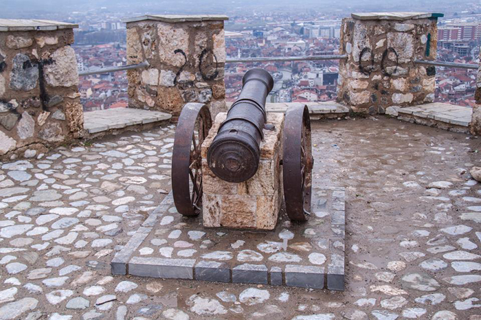 Kosova'daki Osmanlı kalesi çöktü