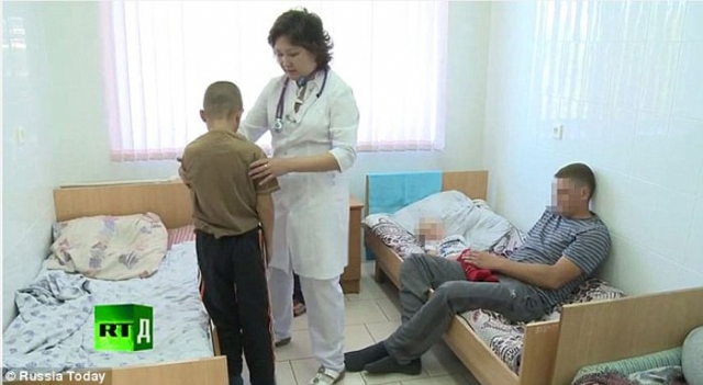 Bu köyde yaşayanlar 4 yıldır uyuyor!
