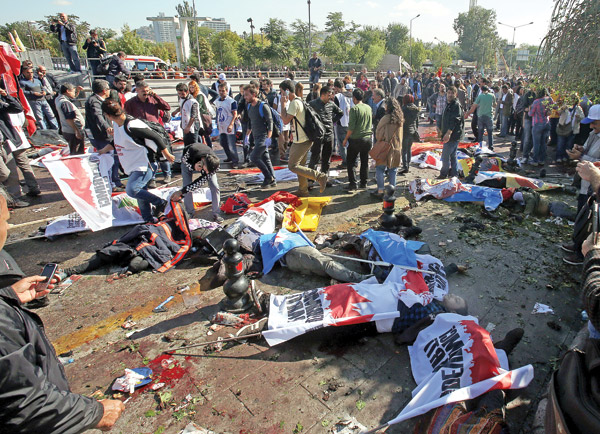 Şer odaklarından Türkiye tarihinin en büyük terör saldırısı: 95 ölü, 246 yaralı