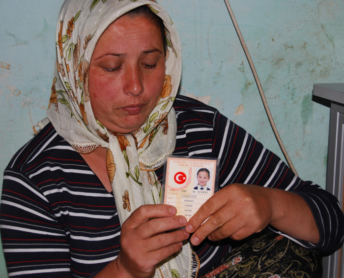 Katili öz annesiymiş! 5 sene önce cesedini hayvanlara yem etmişti
