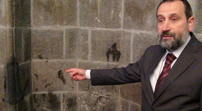Ulu Cami'de yakılan 300 şehidin mevlidi için Papa'ya davet